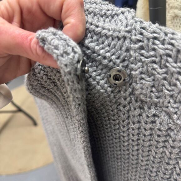 Lou and Grey A line crossover side mock neck chunky knit grey swing cardigan - Picture 4 of 8